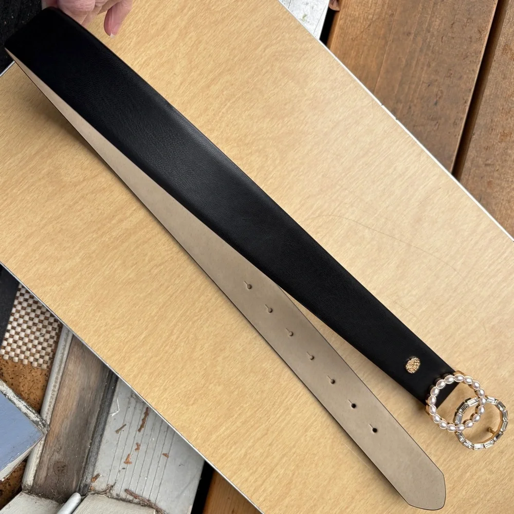 Vince Camuto Black Double Circle Faux Leather, Pearl, Crystal Detail Belt NWOT - Picture 8 of 14